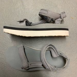 Teva flatform sandal